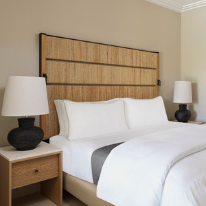 Durable Movable Hotel Bedroom Furniture For Hospitality Projects