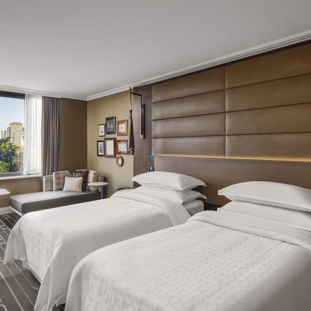 Factory Direct Sale Luxury Hotel Furniture Bed for Bedroom