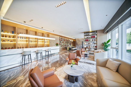 waiting area2.jpg
