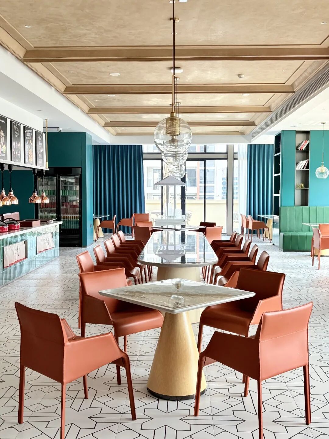 restaurant