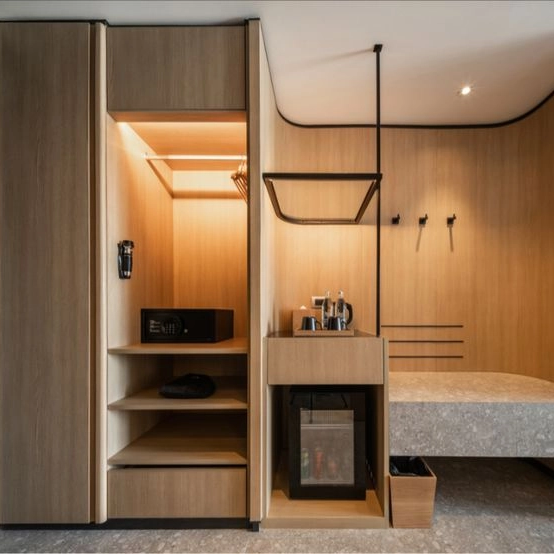 Hotel Suite Bedroom Furniture Open Wall-Mounted Storage Closets Cabinets Wood Wardrobe with Drawers