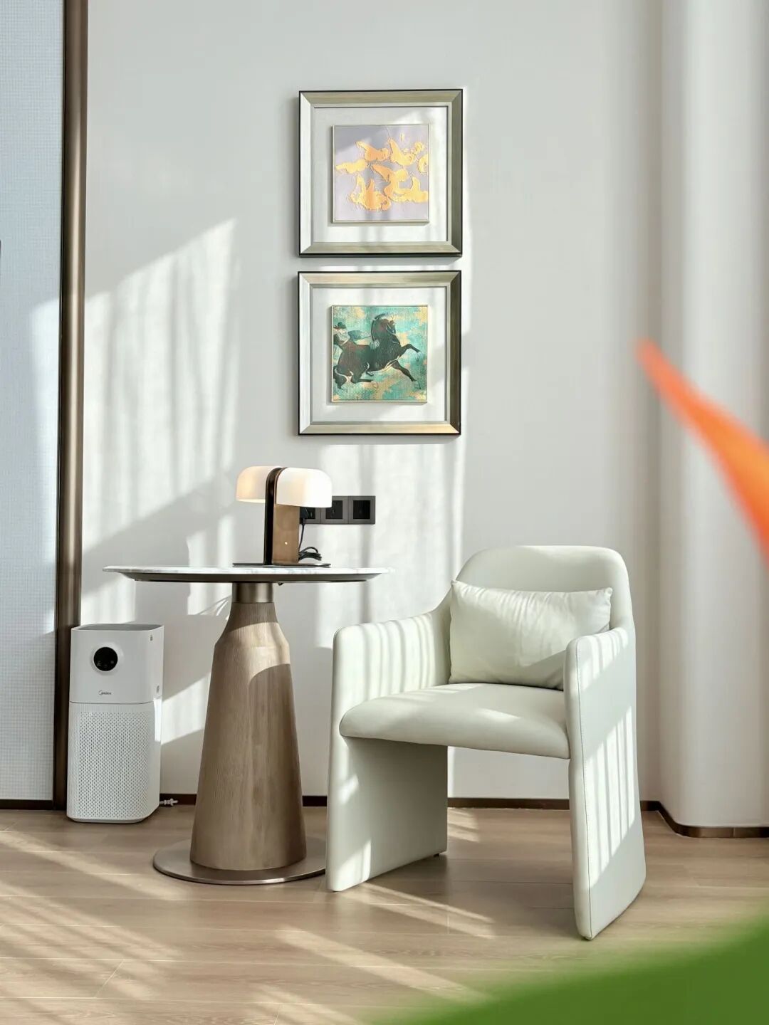 guestroom chair