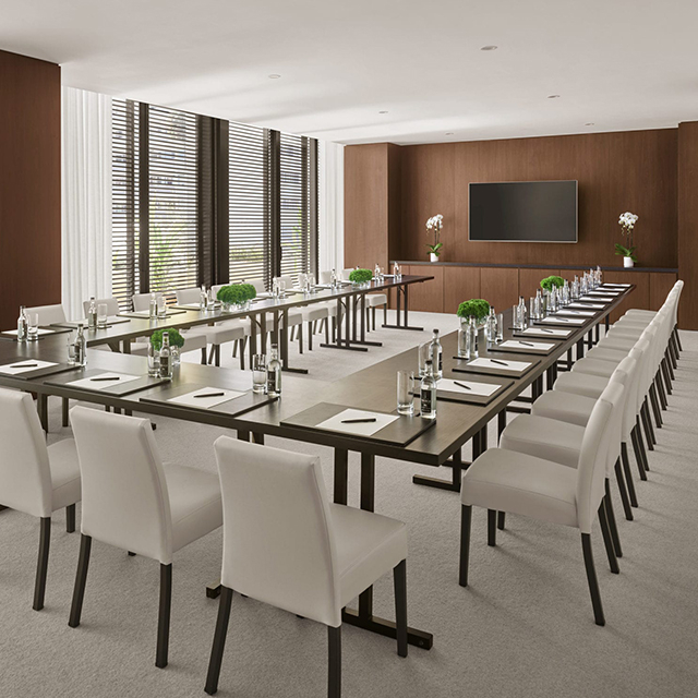 Ian Schrager Designer Conference Hotel Office Center