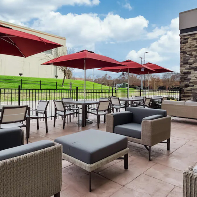 Outdoor Furniture LXR Hotels & Resorts