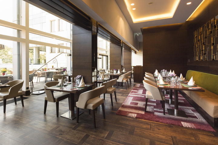 hotel restaurant