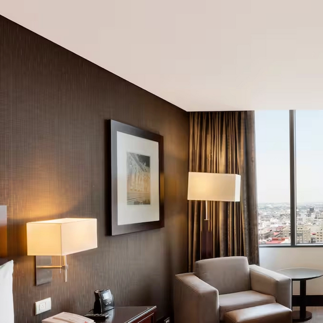 Modern Hotel Wall Artwork​