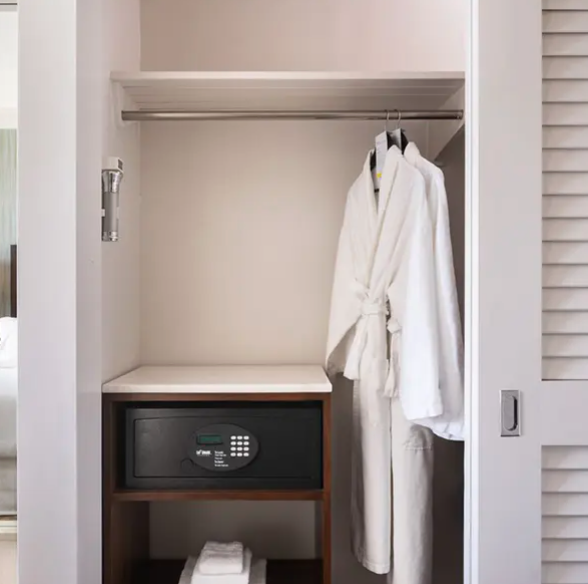 5 types d'armoires de meubles de stockage d'hôtel, de placards et de bagages