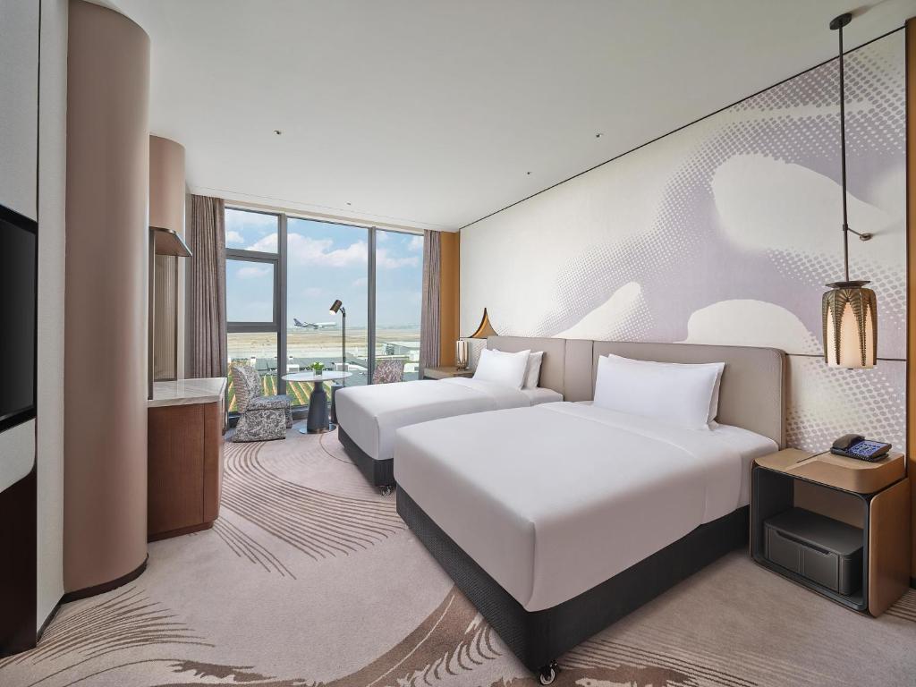 hotel twin bedroom (3)