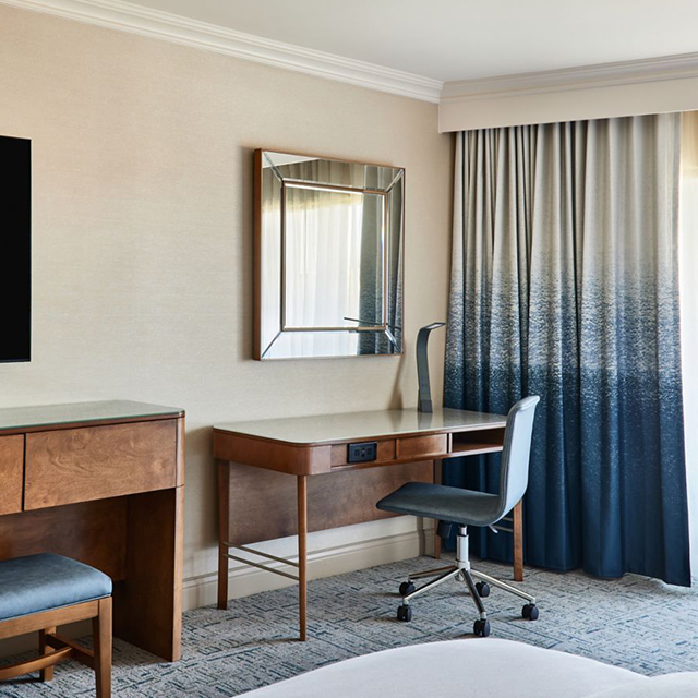 Hotel fa, szabadon álló íróasztal vendéglátó bútorok számára