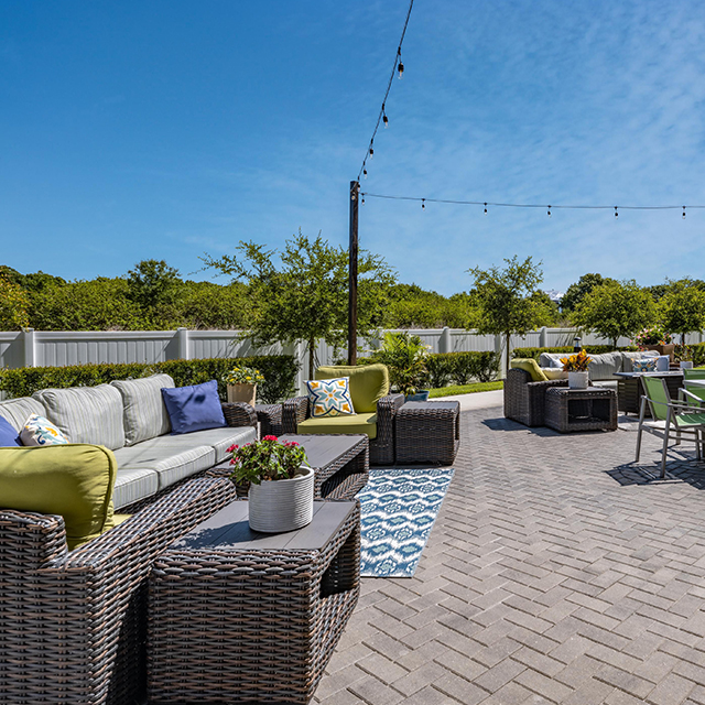 Outdoor Furniture LXR Hotels & Resorts