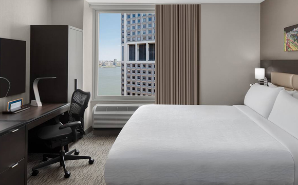 Hilton Garden Inn &amp; DoubleTree 580.jpg