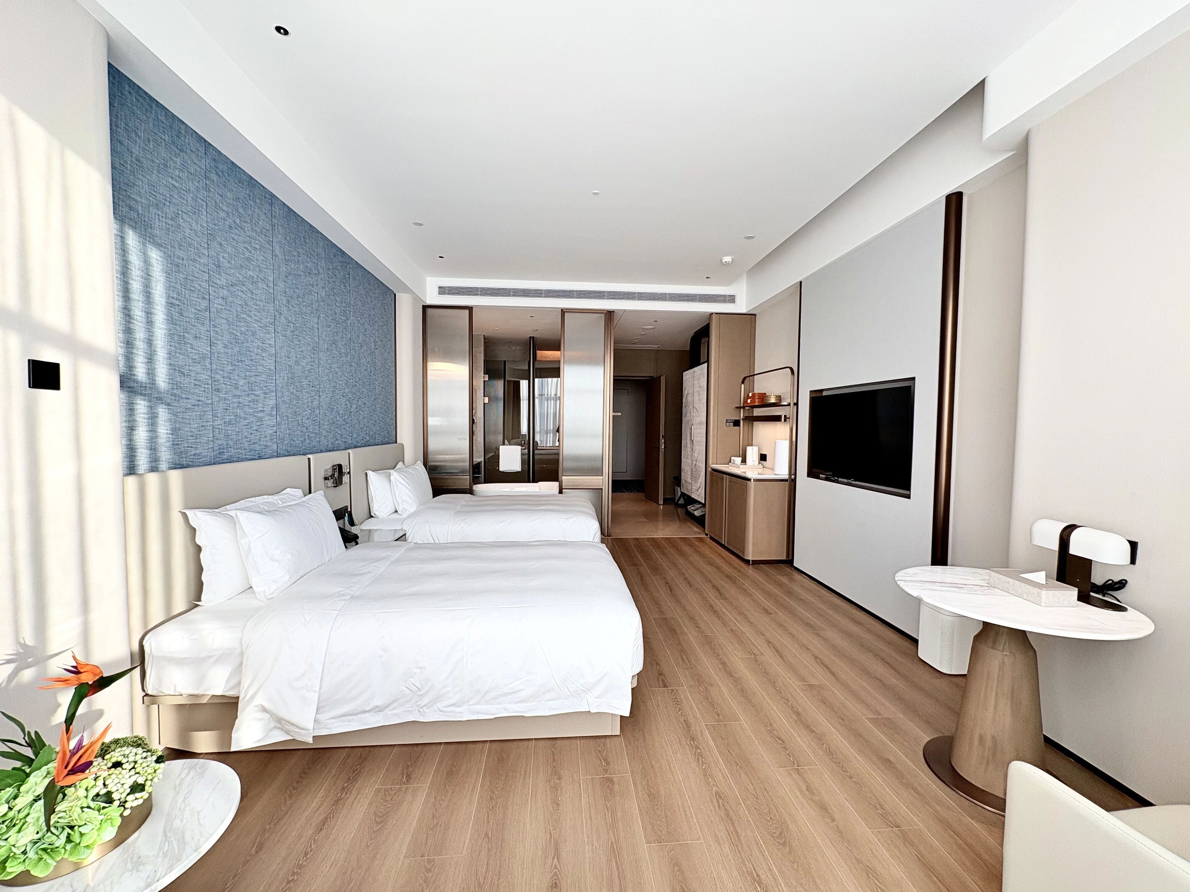 hotel guestroom design